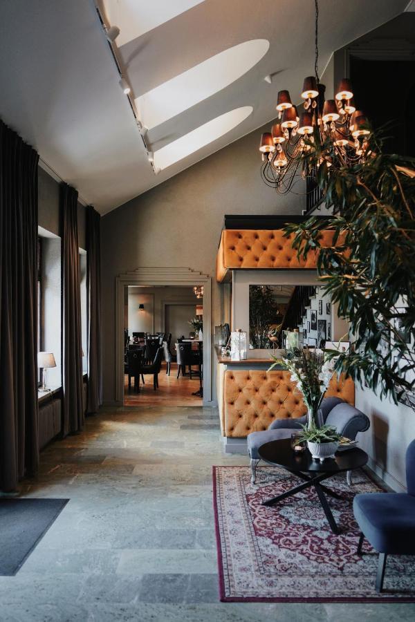 Asby Hotell Hallstahammar Extérieur photo