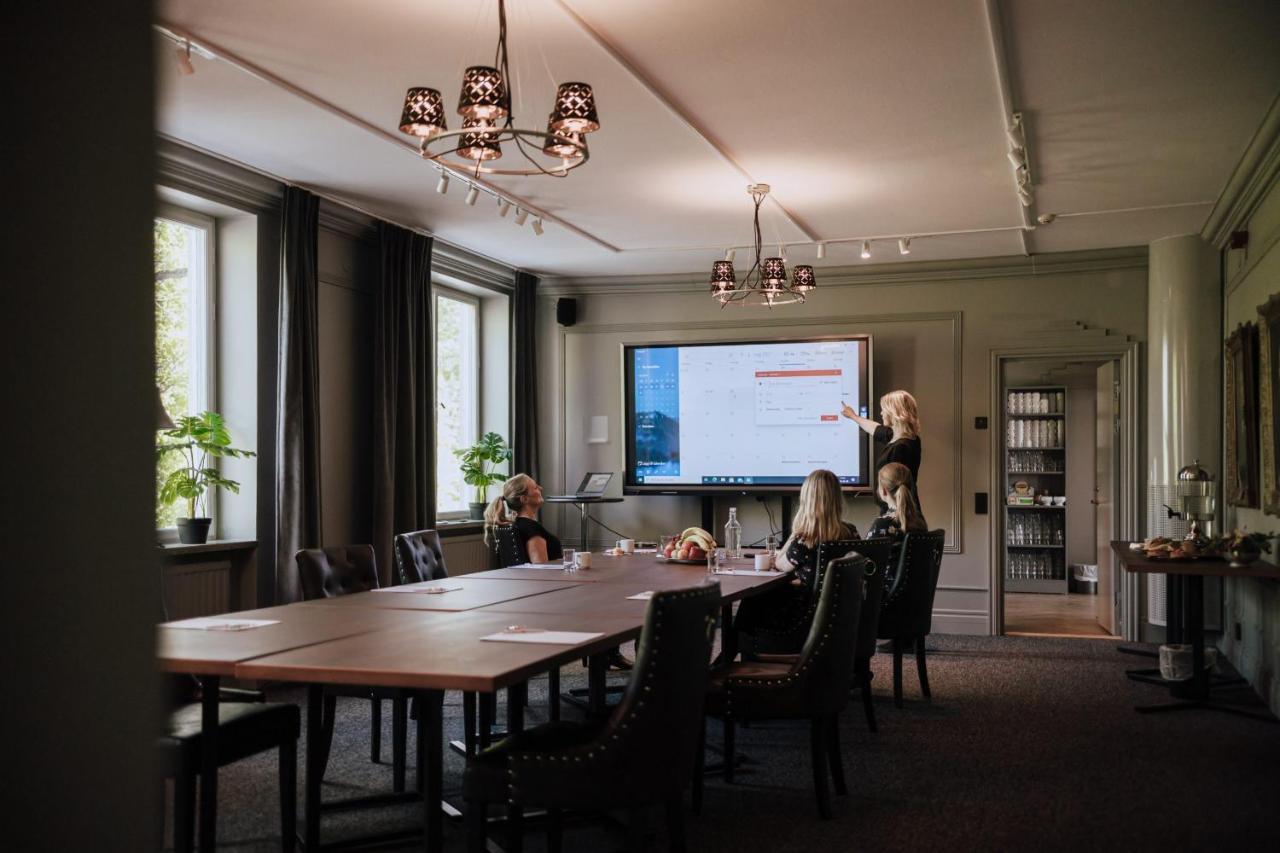 Asby Hotell Hallstahammar Extérieur photo