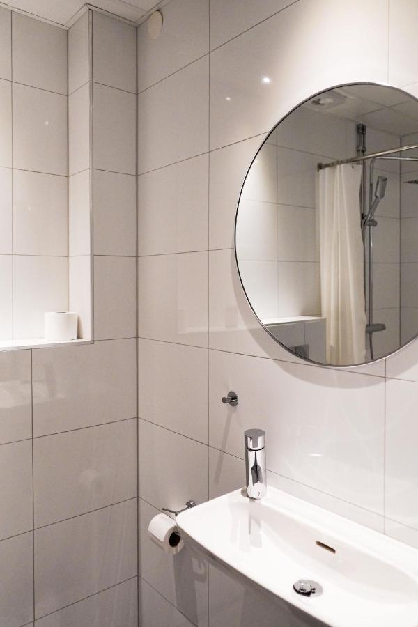 Asby Hotell Hallstahammar Extérieur photo