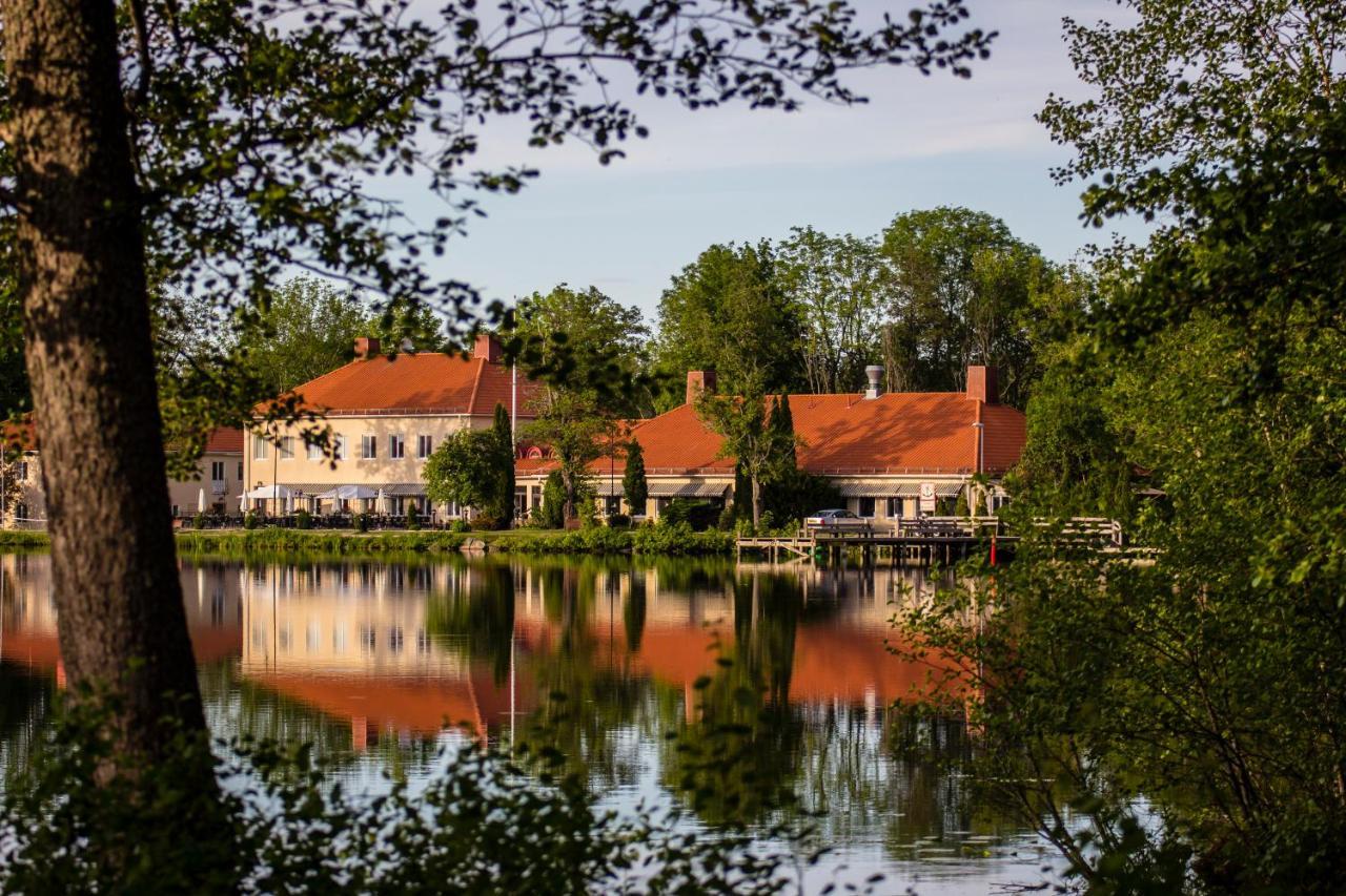 Asby Hotell Hallstahammar Extérieur photo